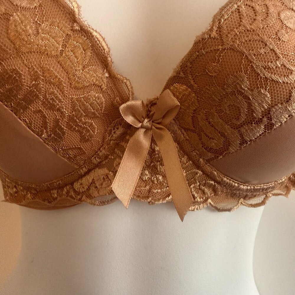 Nude Caramel Lace Push-Up Bra | Size 34DD - Picture 4 of 10